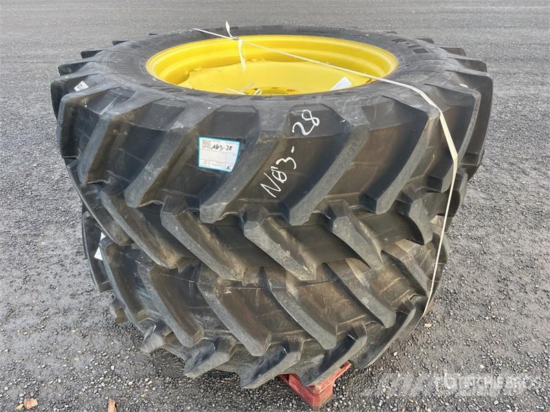  Quantity of (2) Armour 480/70R34 Wheels (Unused) Reifen