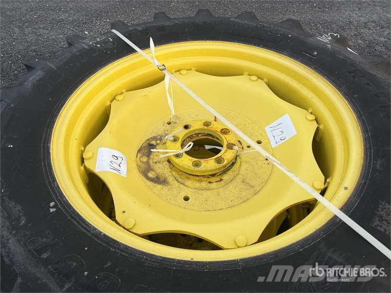  Quantity of (2) Armour 480/70R34 Wheels (Unused) Reifen