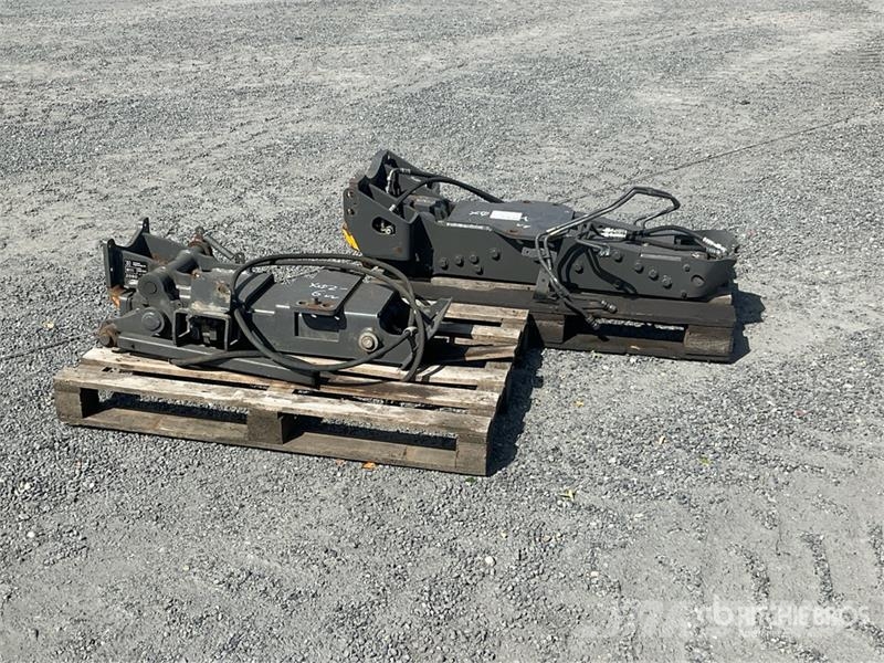 Quantity of (2) Bill Bennett Pick UP Hitch - Fits Otra maquinaria agrícola