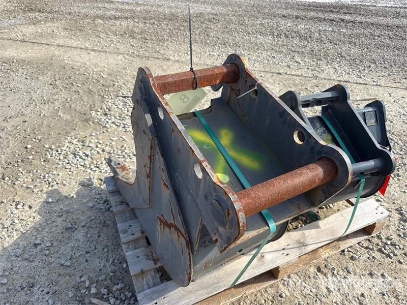  Quantity of (2) Cangini Excavator Bucket دلاء