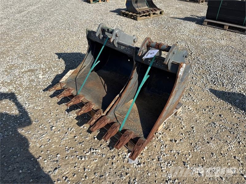  Quantity of (2) Cangini Digging Excavator Bucket دلاء