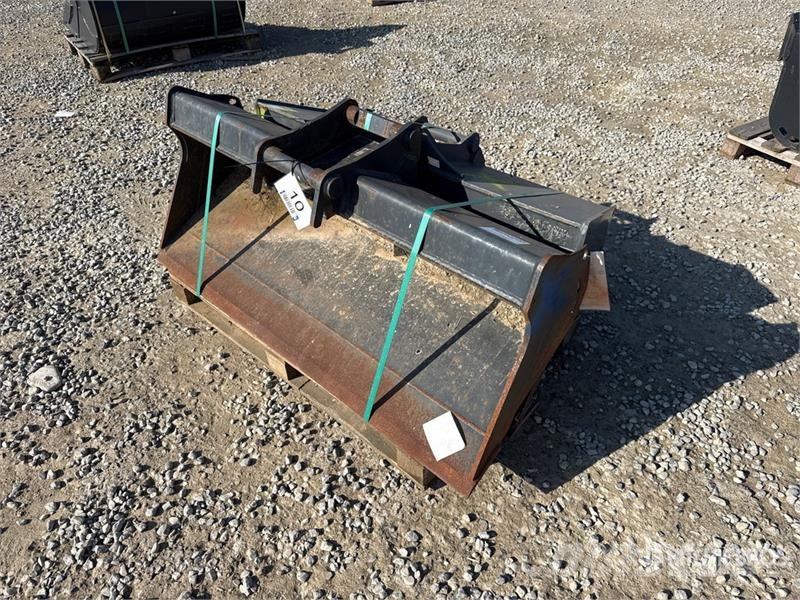  Quantity of (2) Cangini Cleanup Excavator Bucket دلاء