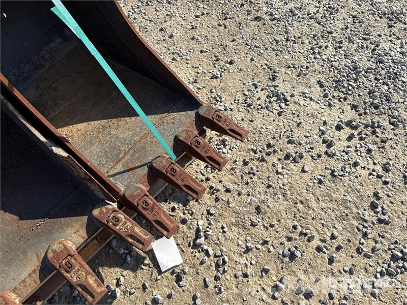  Quantity of (2) Cangini Digging Excavator Bucket دلاء