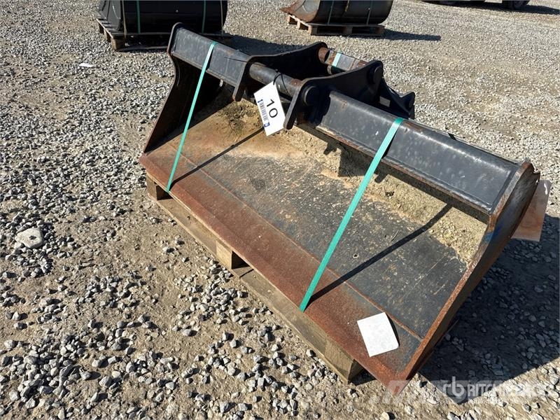  Quantity of (2) Cangini Cleanup Excavator Bucket دلاء