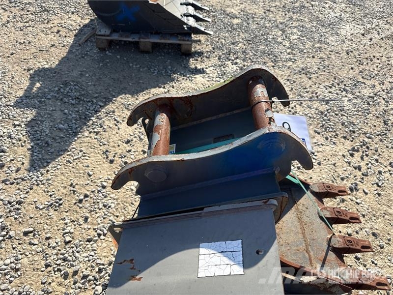  Quantity of (2) Cangini Digging Excavator Bucket دلاء