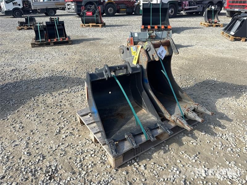  Quantity of (2) Cangini Excavator Bucket دلاء