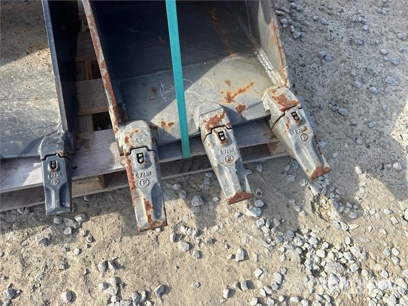  Quantity of (2) Cangini Excavator Bucket دلاء