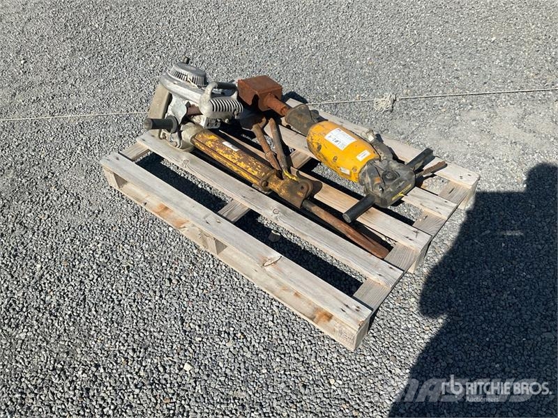 Quantity of (2) Demolition Breaker Beitelploeg