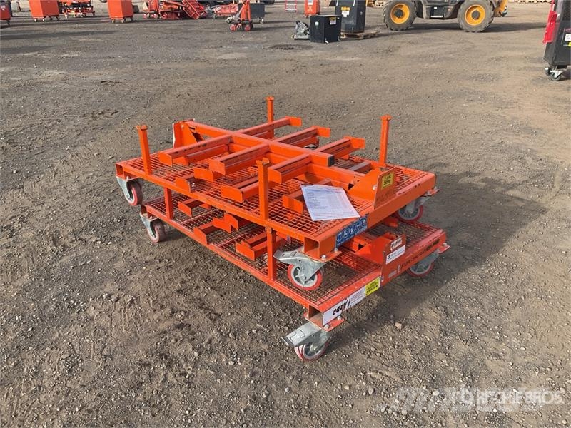 Quantity of (2) Eazytools Material Rack Andere Zubehörteile