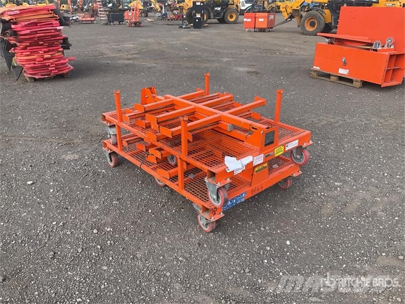 Quantity of (2) Eazytools Material Rack Andere Zubehörteile