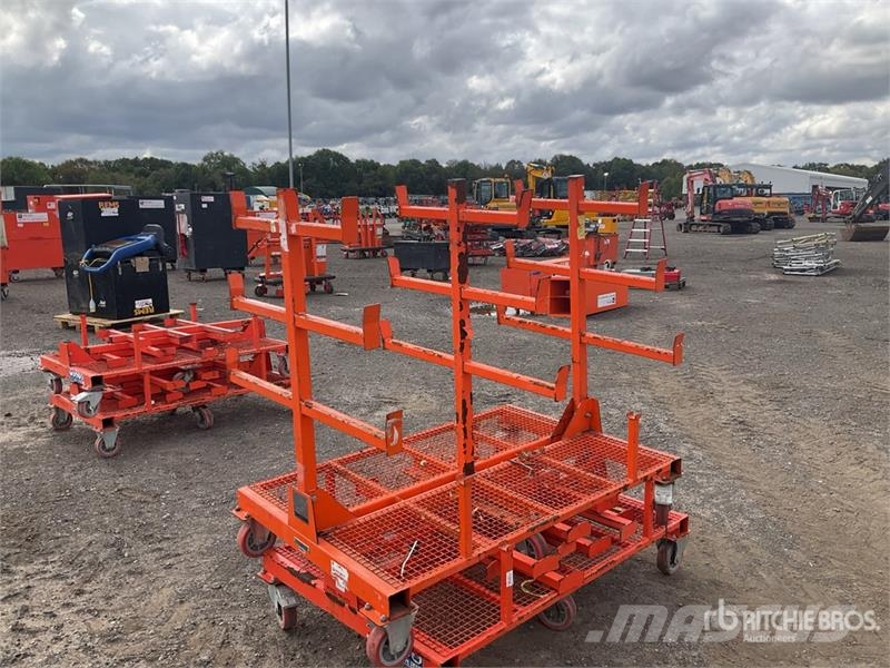 Quantity of (2) Eazytools Material Rack Andere Zubehörteile