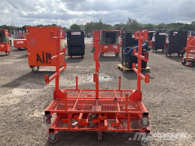 Quantity of (2) Eazytools Material Rack Andere Zubehörteile