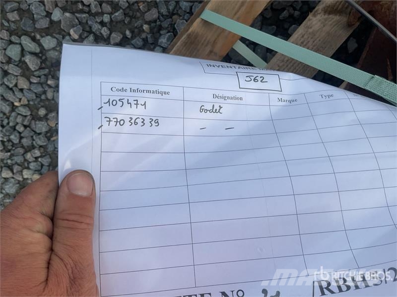 Quantity of (2) Excavator Bucket Kašike / Korpe