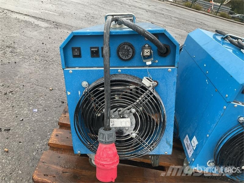  Quantity of (2) FFHT32-18 Space Heater معدات التسخين والإذابة
