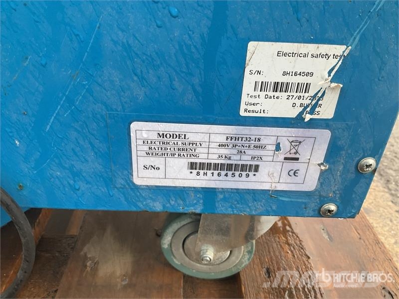  Quantity of (2) FFHT32-18 Space Heater معدات التسخين والإذابة