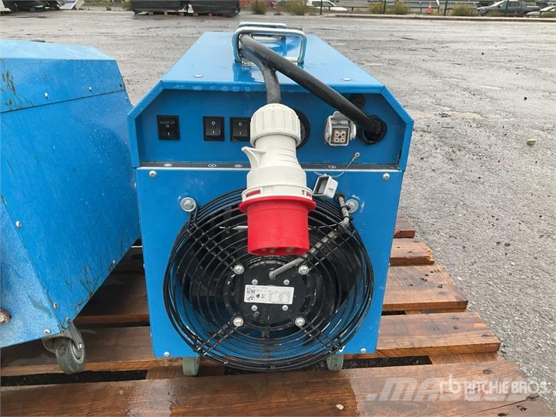 Quantity of (2) FFHT32-18 Space Heater معدات التسخين والإذابة