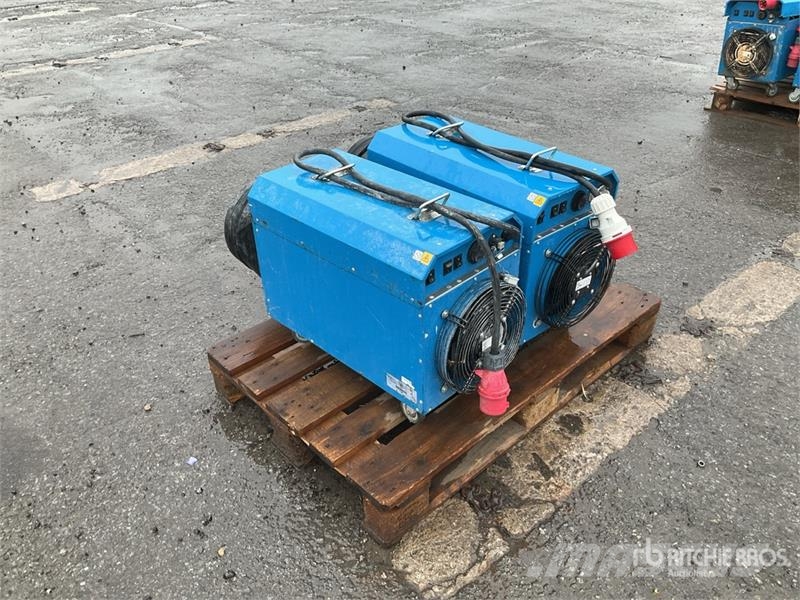  Quantity of (2) FFHT32-18 Space Heater معدات التسخين والإذابة