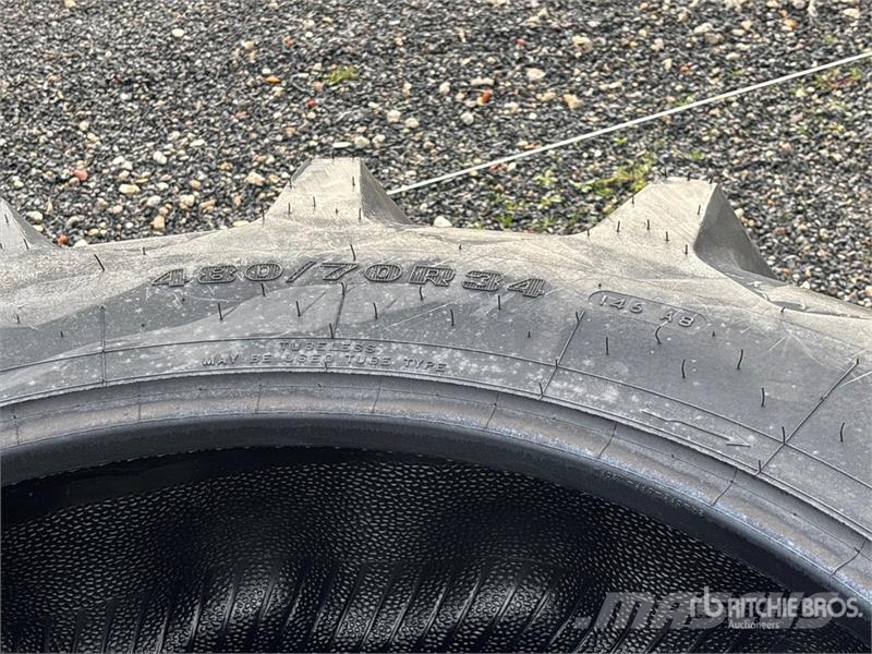  Quantity of (2) Firestone  480/70R34 Tires Gume, točkovi i felne