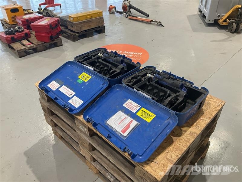  Quantity of (2) Geberit ACO102 Crimper Andere Zubehörteile