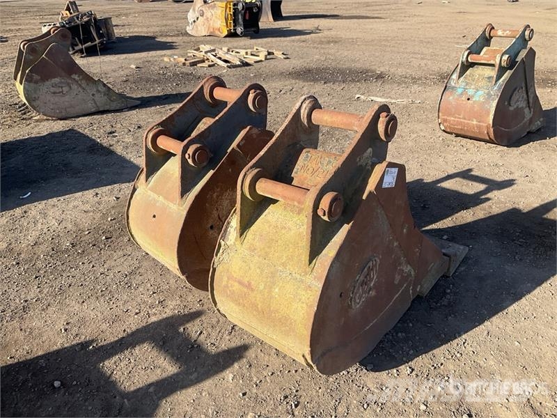  Quantity of (2) Geith 550 mm Digging Excavator Buc Buckets