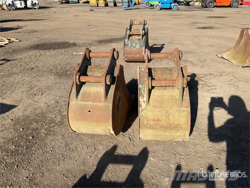  Quantity of (2) Geith 550 mm Digging Excavator Buc Buckets