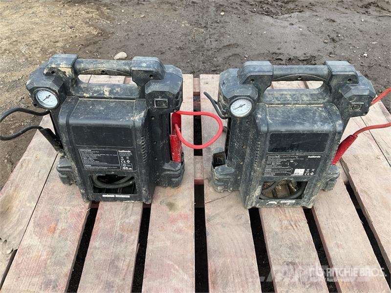 Quantity of (2) Halfords 6 in 1 Jump Starter Power Other components