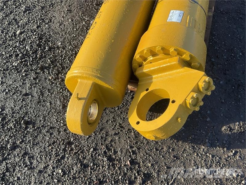 Quantity of (2) Hydraulic Parts Hydraulics