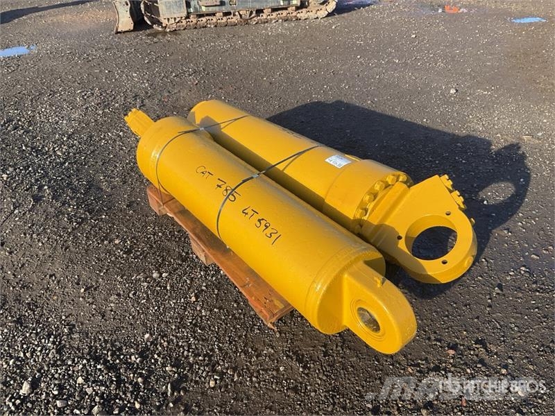  Quantity of (2) Hydraulic Parts Hydraulics