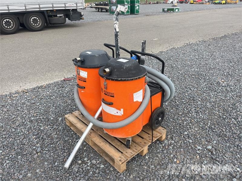 Quantity of (2) Kiekens B192 Vacuum Cleaner 진공 청소기