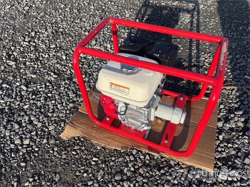 Quantity of (2) Kowloon VB-38 Petrol Concrete Vibr معدات البناء - غير ذلك