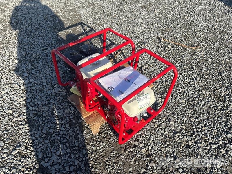 Quantity of (2) Kowloon VB-38 Petrol Concrete Vibr معدات البناء - غير ذلك