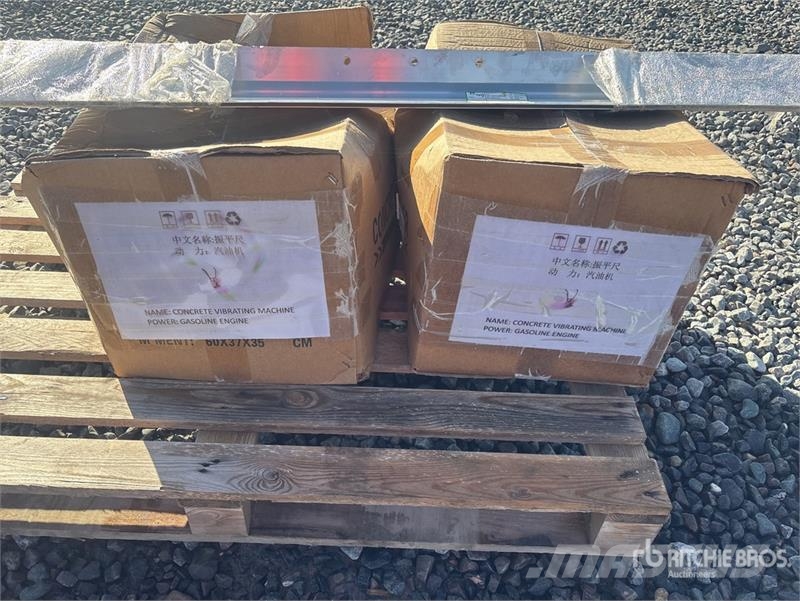 Quantity of (2) Kowloon CS-3M Petrol Concrete Scre معدات البناء - غير ذلك