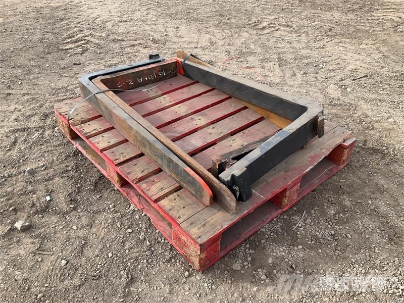  Quantity of (2) Lift Truck Forks Viljuške