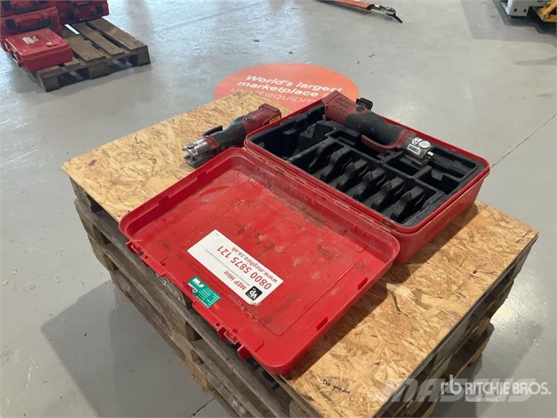 Quantity of (2) Novopress ACO202 Crimper Andere Zubehörteile
