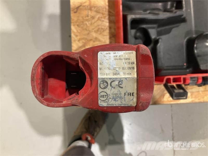 Quantity of (2) Novopress ACO102 Crimper Andere Zubehörteile
