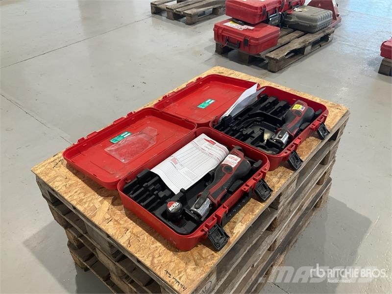 Quantity of (2) Novopress ACO102 Crimper Andere Zubehörteile
