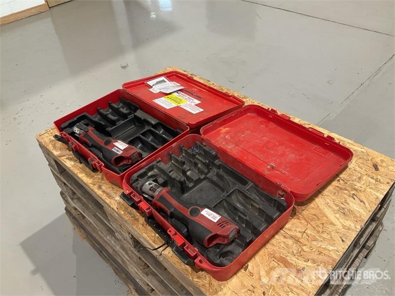 Quantity of (2) Novopress ACO102 Crimper Andere Zubehörteile