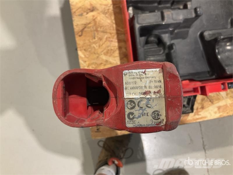 Quantity of (2) Novopress ACO102 Crimper Andere Zubehörteile