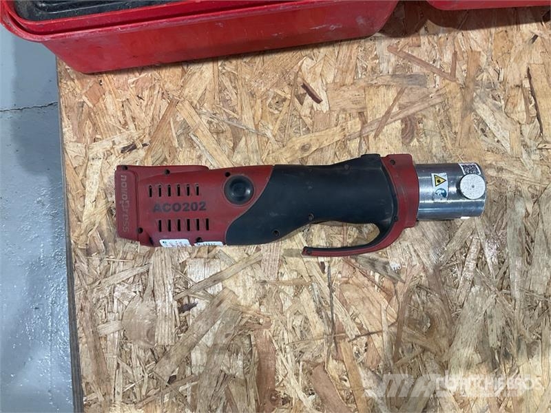 Quantity of (2) Novopress ACO202 Crimper Andere Zubehörteile