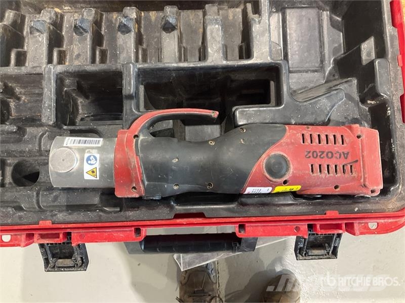 Quantity of (2) Novopress ACO202 Crimper Andere Zubehörteile