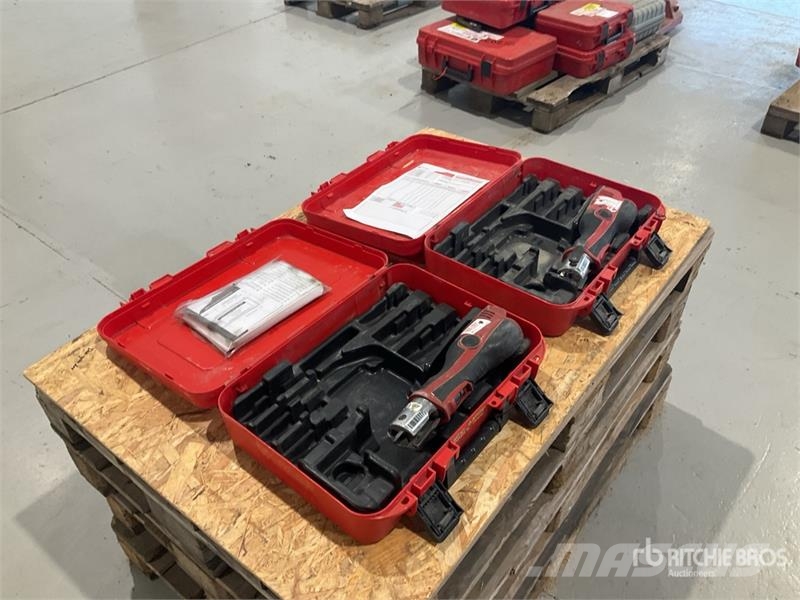 Quantity of (2) Novopress ACO103 Crimper Andere Zubehörteile