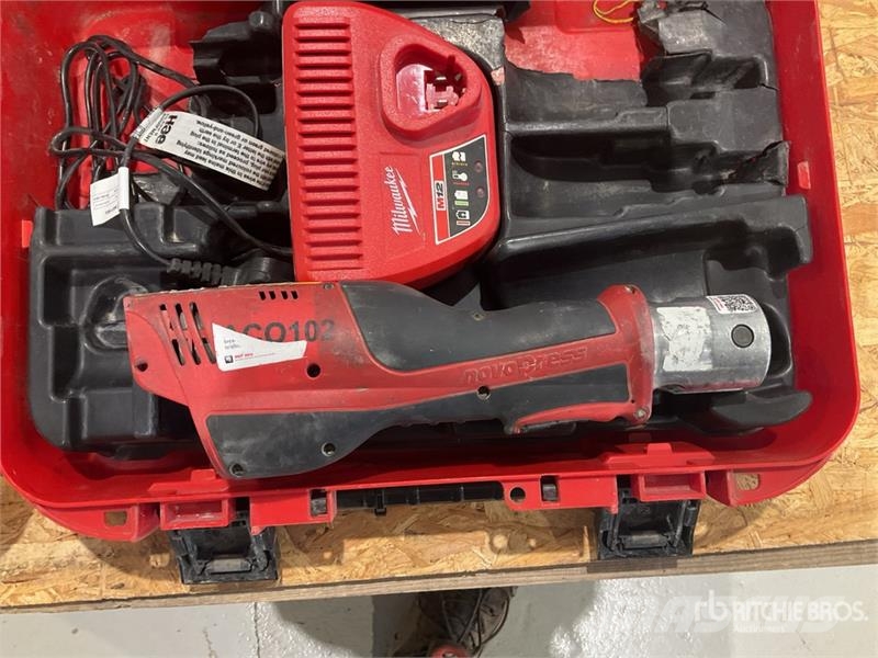 Quantity of (2) Novopress ACO102 Crimper Andere Zubehörteile