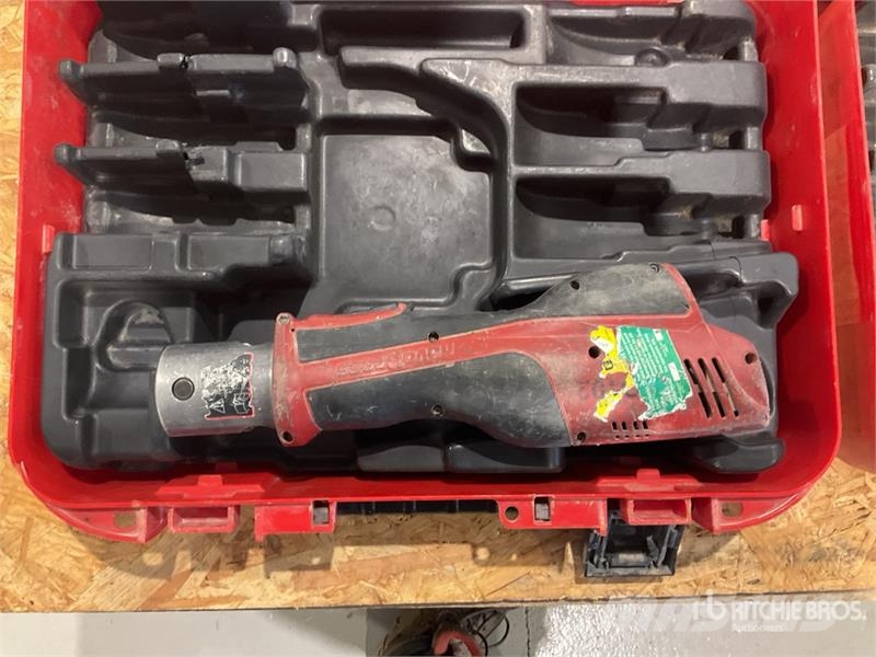 Quantity of (2) Novopress ACO102 Crimper Andere Zubehörteile