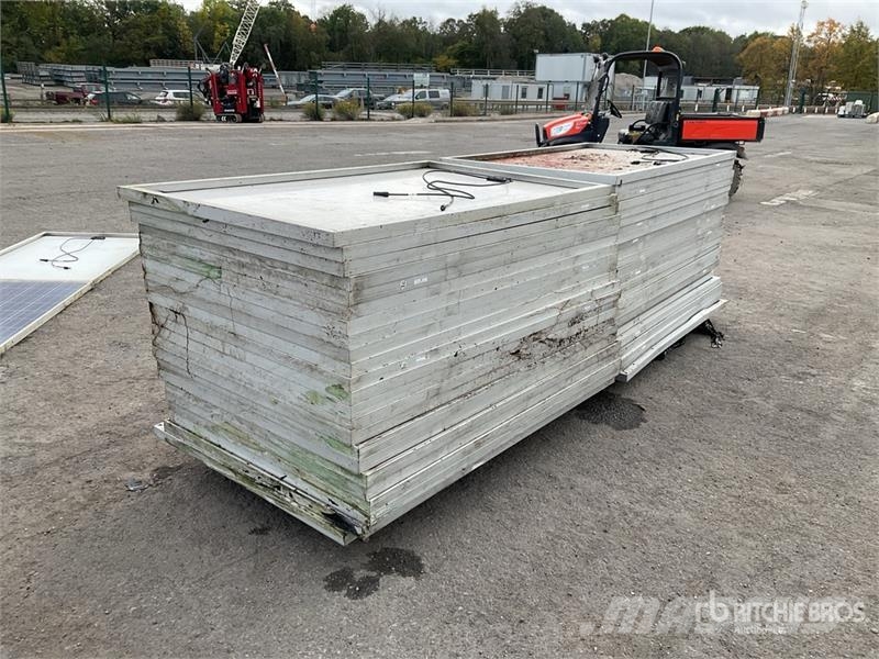  Quantity of (2) Pallets of Solar Panels مكونات أخرى