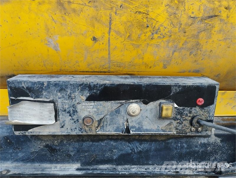  Quantity of (2) Portable Diesel-Fired Space Heater Оборудване за отопление и размразяване