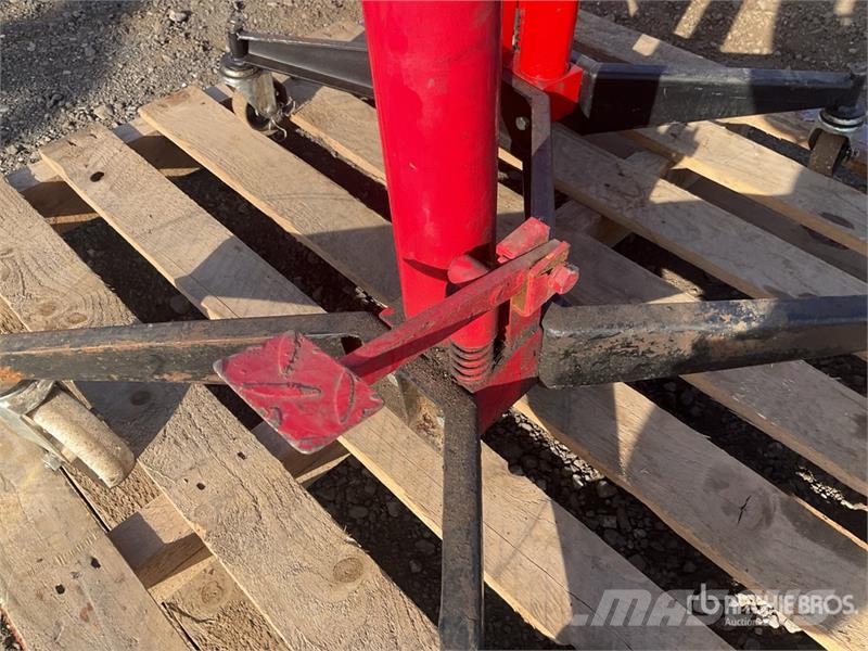 Quantity of (2) Sealey Transmission Jack Andere Zubehörteile