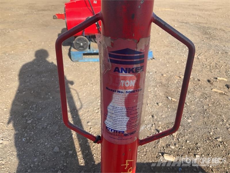Quantity of (2) Sealey Transmission Jack Andere Zubehörteile