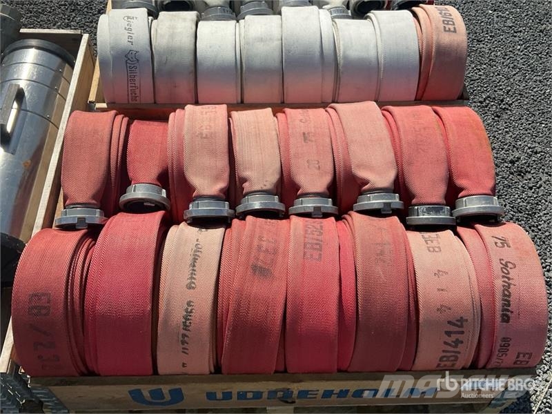  Quantity of (2) Storz B Fire Water Hose Accessoires