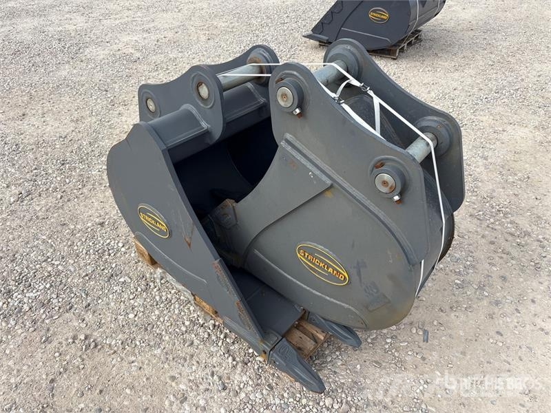  Quantity of (2) Strickland Excavator Bucket - Fits دلاء