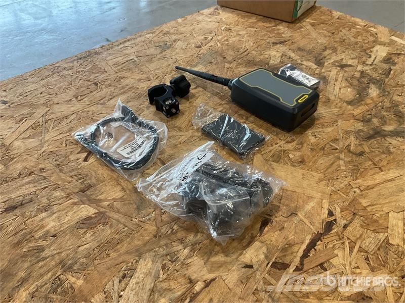  Quantity of (2) Trimble TDL2.4 Radio (Unused) Instruments, measuring and automation equipment